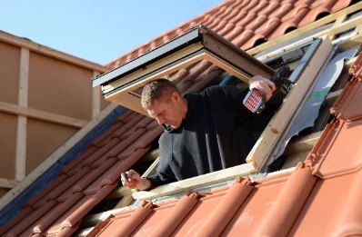 Pose de fenêtres de toit Velux à Villemain